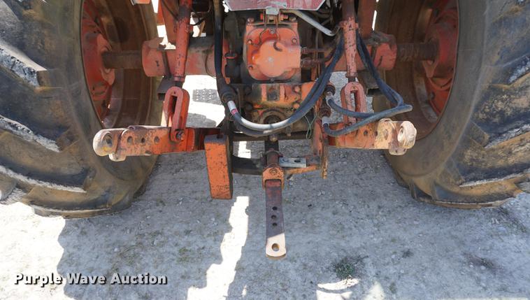 image for item DD7685 1971 Case 970 tractor