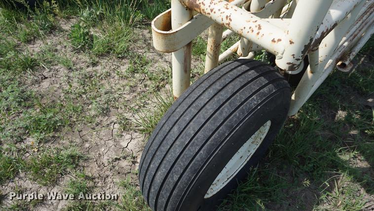 image for item DD7691 Wilson wheel corral