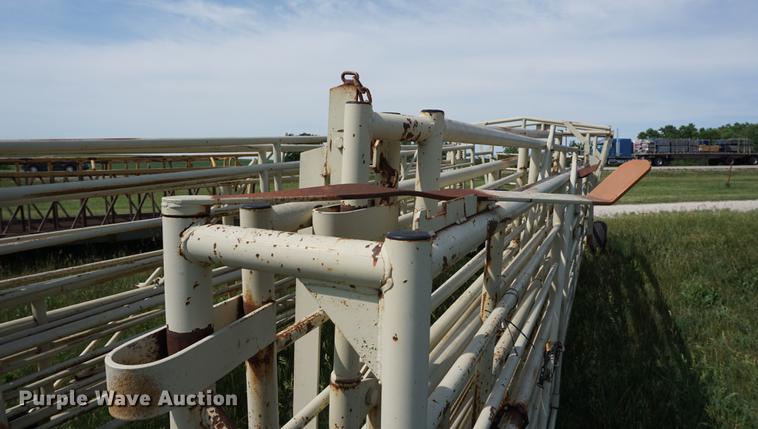 image for item DD7691 Wilson wheel corral