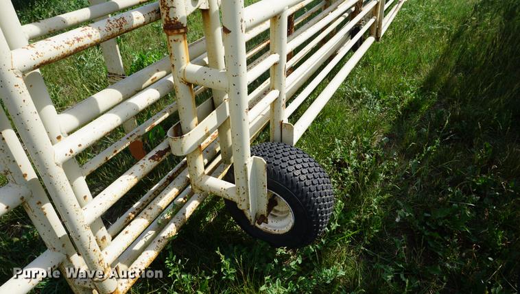 image for item DD7691 Wilson wheel corral