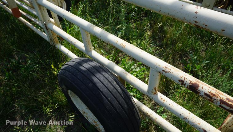 image for item DD7691 Wilson wheel corral