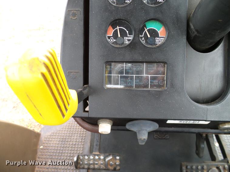 image for item DD8176 John Deere 4050 tractor