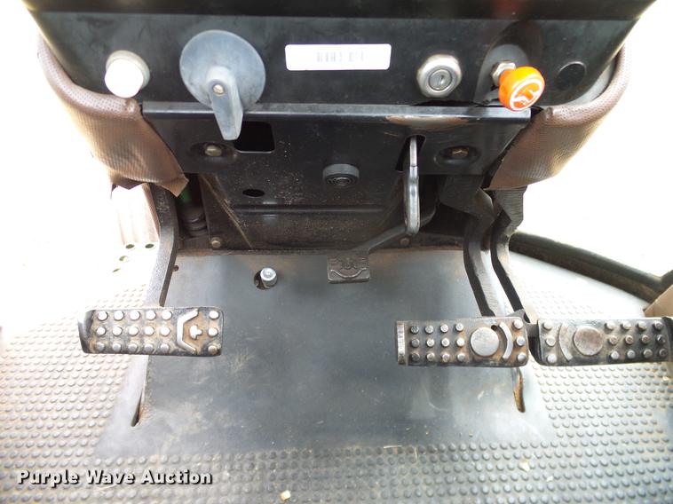 image for item DD8176 John Deere 4050 tractor