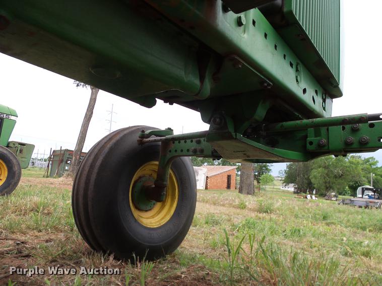 image for item DD8176 John Deere 4050 tractor