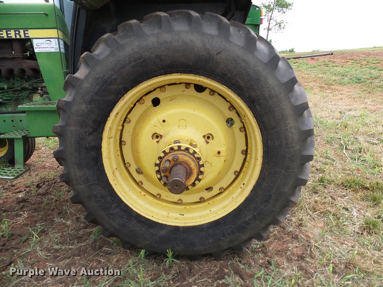 image for item DD8176 John Deere 4050 tractor