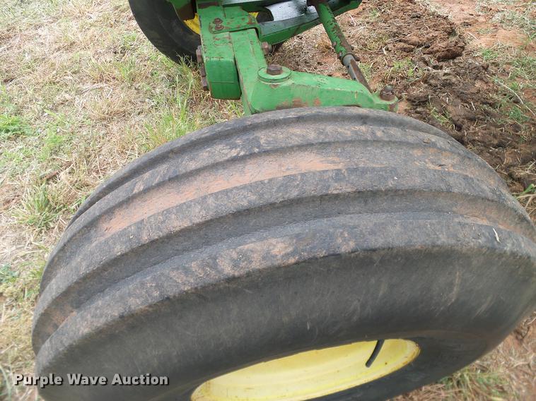 image for item DD8176 John Deere 4050 tractor