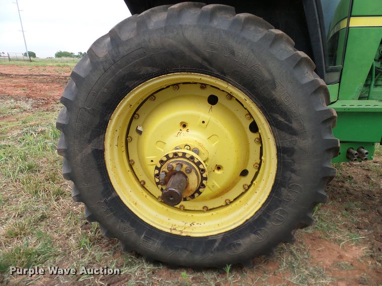 image for item DD8176 John Deere 4050 tractor