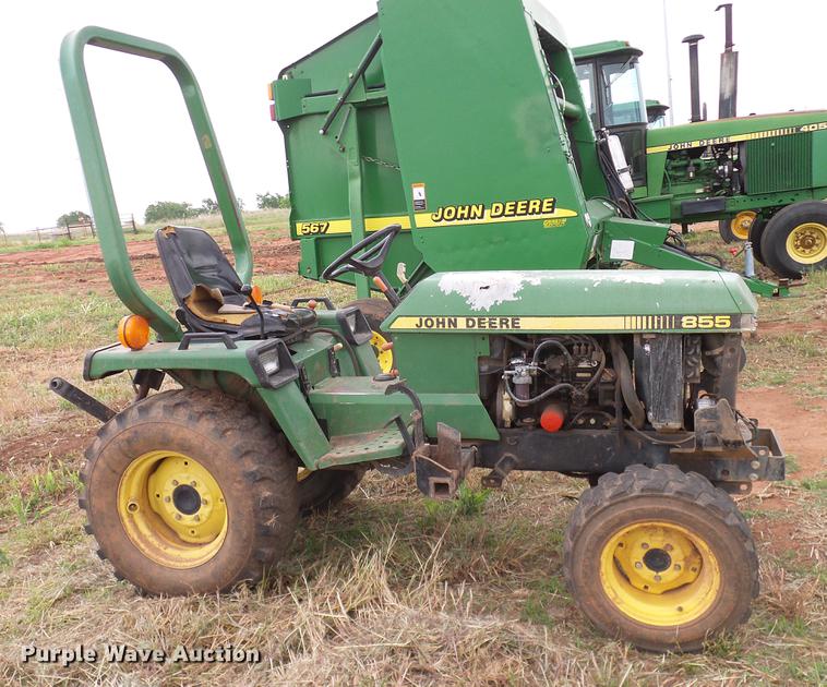 image for item DD8177 John Deere 855 MFWD tractor