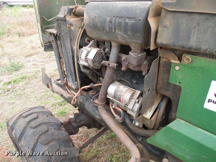 image for item DD8177 John Deere 855 MFWD tractor