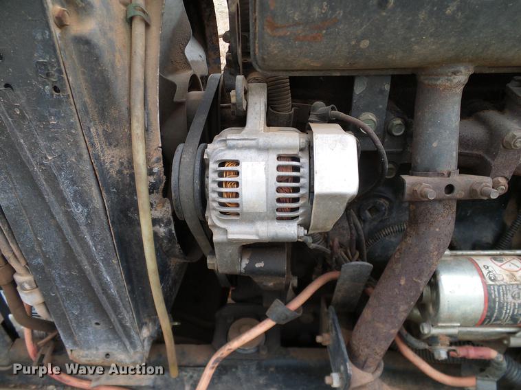 image for item DD8177 John Deere 855 MFWD tractor