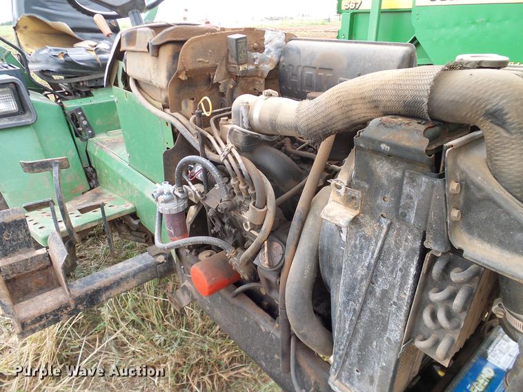 image for item DD8177 John Deere 855 MFWD tractor