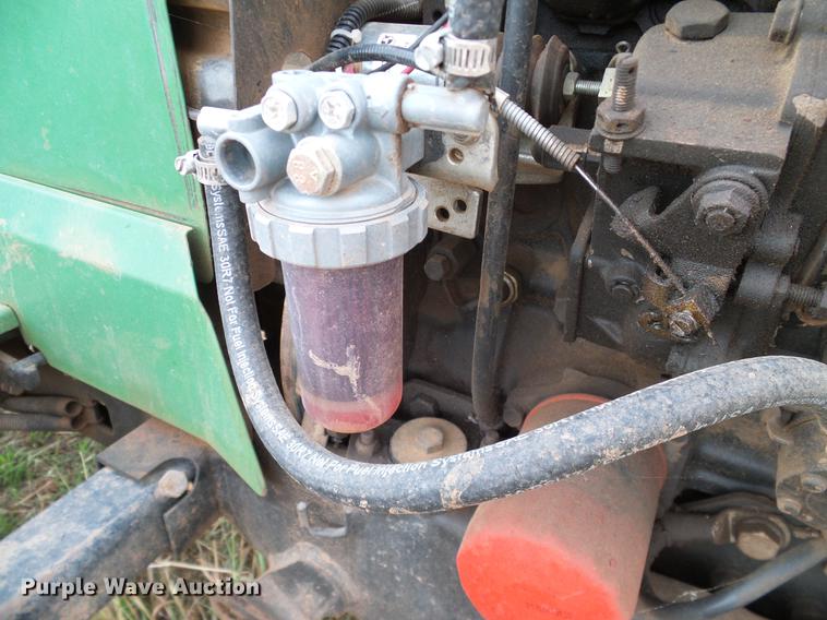 image for item DD8177 John Deere 855 MFWD tractor