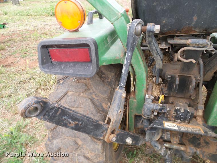 image for item DD8177 John Deere 855 MFWD tractor