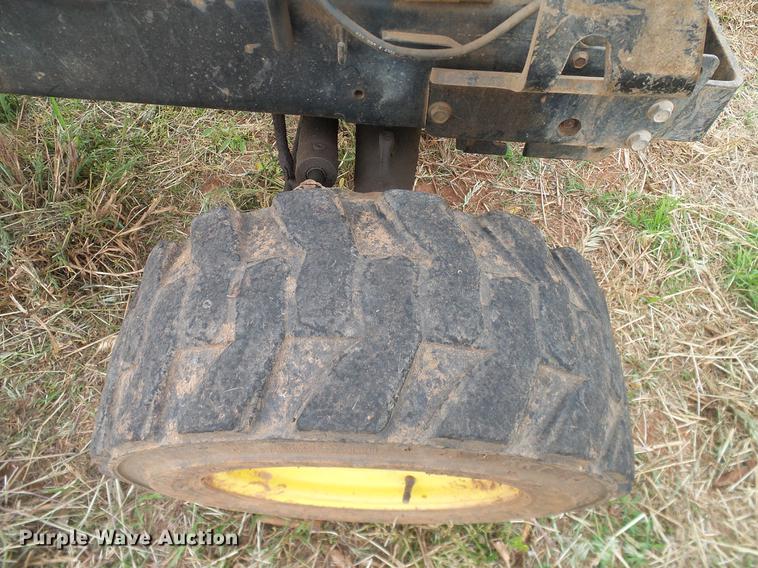 image for item DD8177 John Deere 855 MFWD tractor