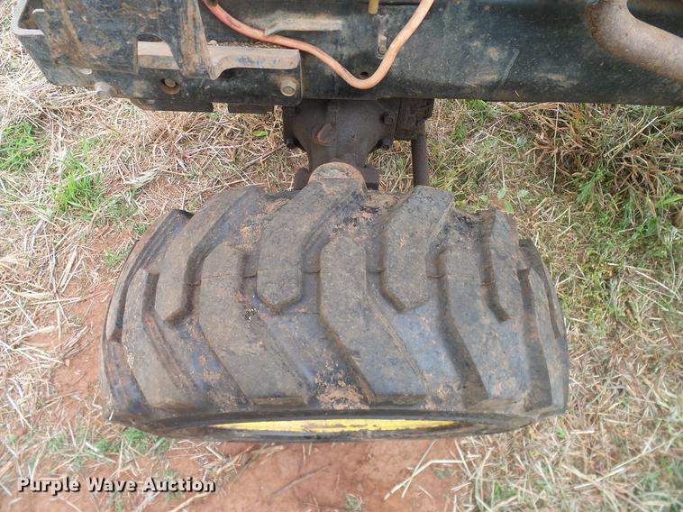 image for item DD8177 John Deere 855 MFWD tractor