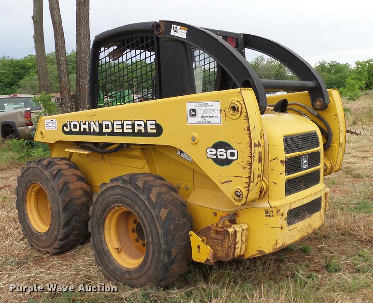 image for item DD8181 2000 John Deere 260 skid steer