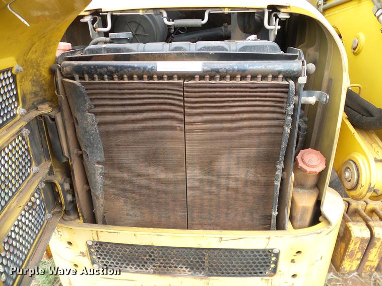 image for item DD8181 2000 John Deere 260 skid steer