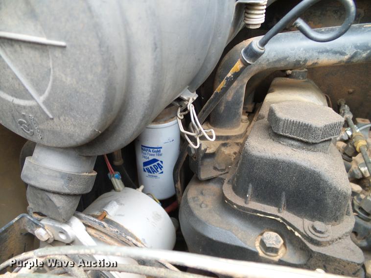 image for item DD8181 2000 John Deere 260 skid steer