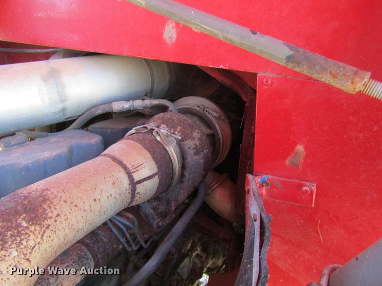 image for item DD8487 1993 Mack MR688S silage truck