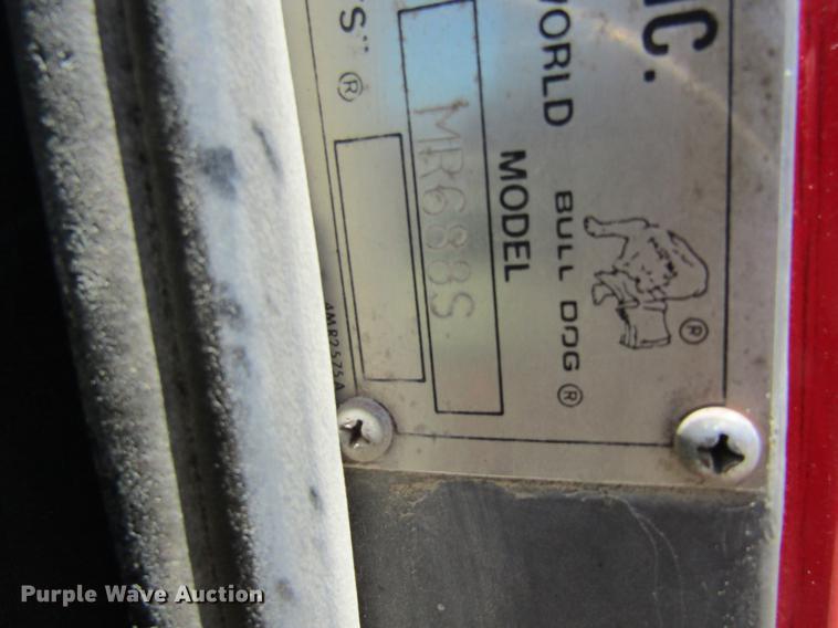 image for item DD8487 1993 Mack MR688S silage truck