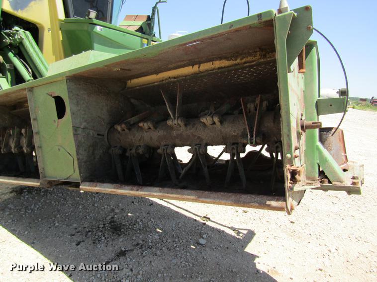 image for item DD8488 2011 Krone Big M 400 windrower