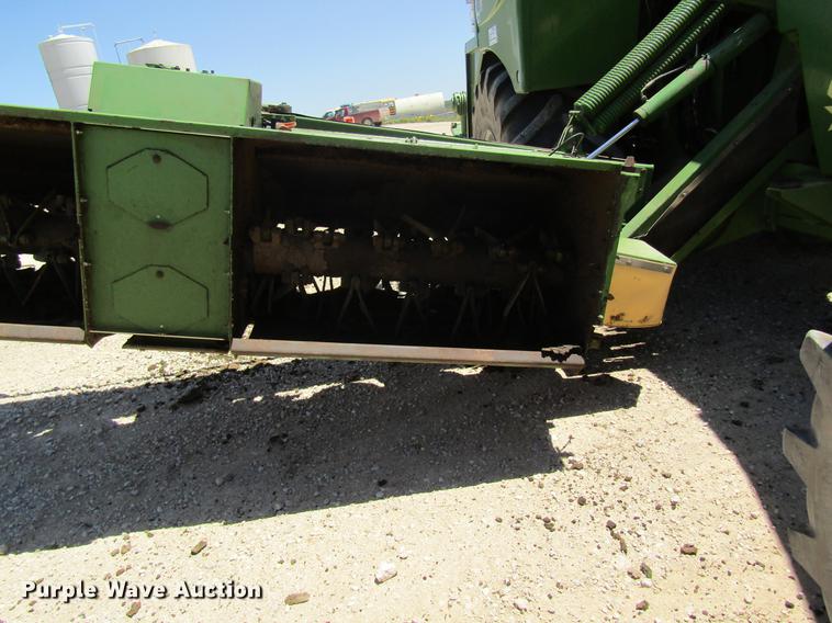 image for item DD8488 2011 Krone Big M 400 windrower