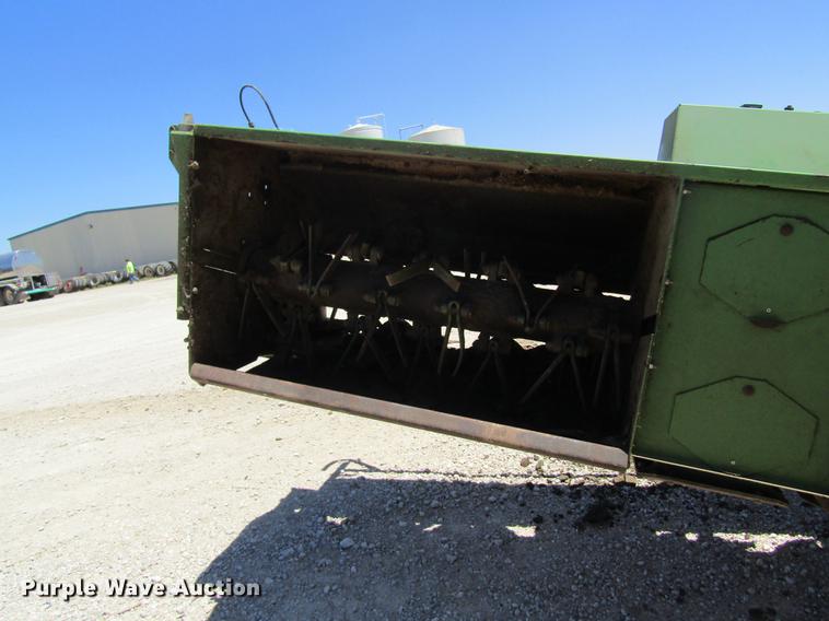 image for item DD8488 2011 Krone Big M 400 windrower