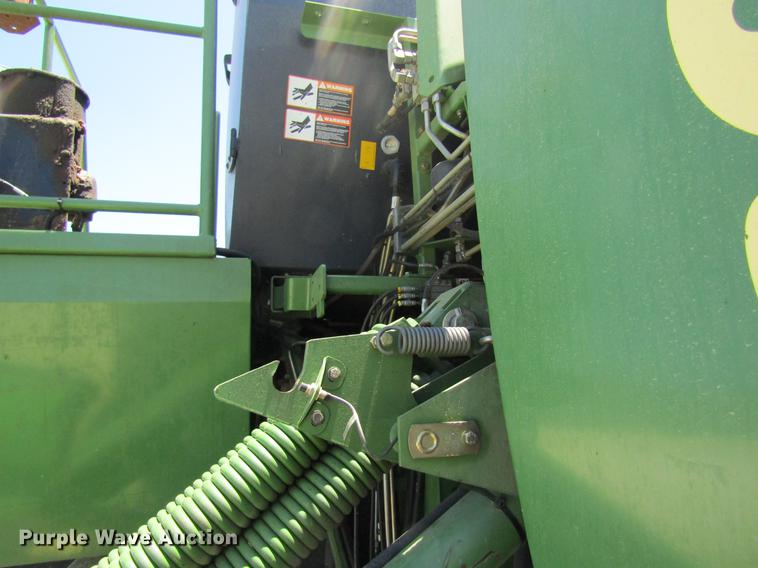 image for item DD8488 2011 Krone Big M 400 windrower