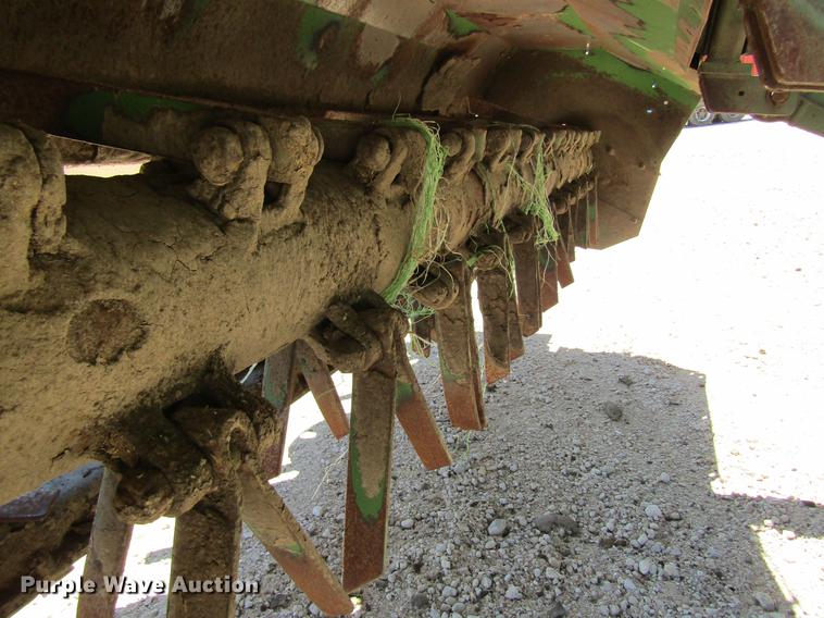 image for item DD8488 2011 Krone Big M 400 windrower