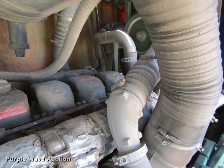 image for item DD8488 2011 Krone Big M 400 windrower