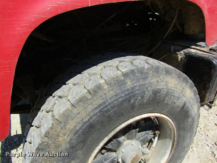 image for item DD8492 1979 Ford silage truck