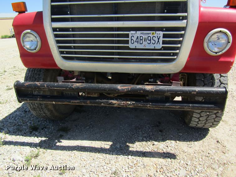 image for item DD8492 1979 Ford silage truck