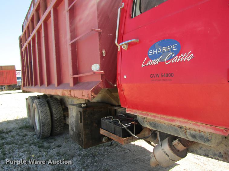 image for item DD8492 1979 Ford silage truck