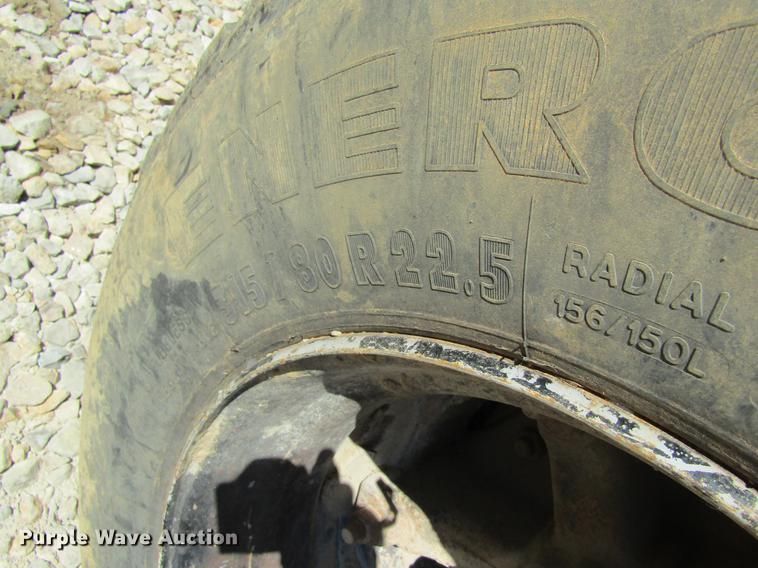 image for item DD8492 1979 Ford silage truck