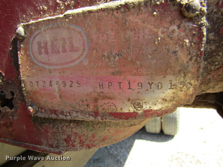 image for item DD8492 1979 Ford silage truck