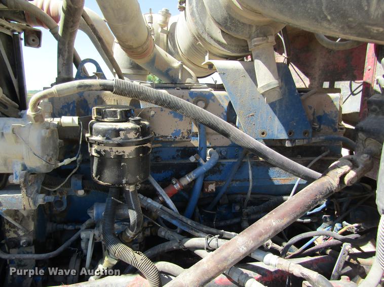 image for item DD8493 1991 Peterbilt 375 silage truck