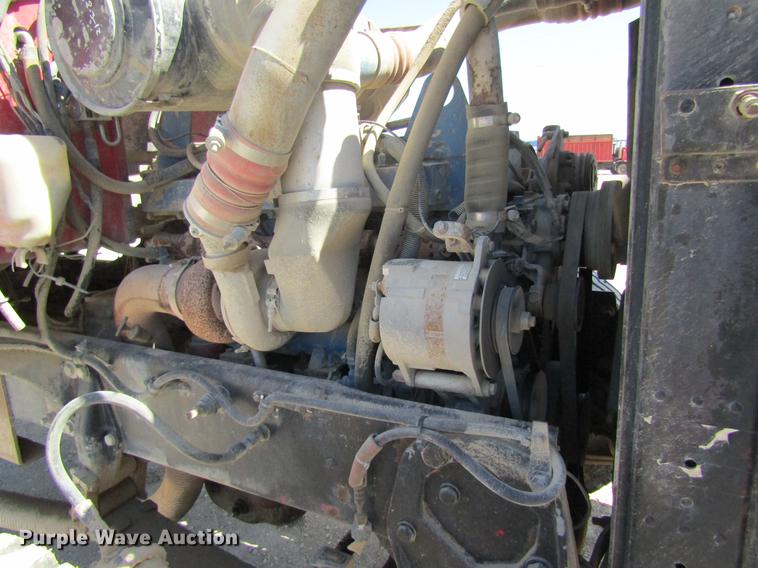 image for item DD8493 1991 Peterbilt 375 silage truck