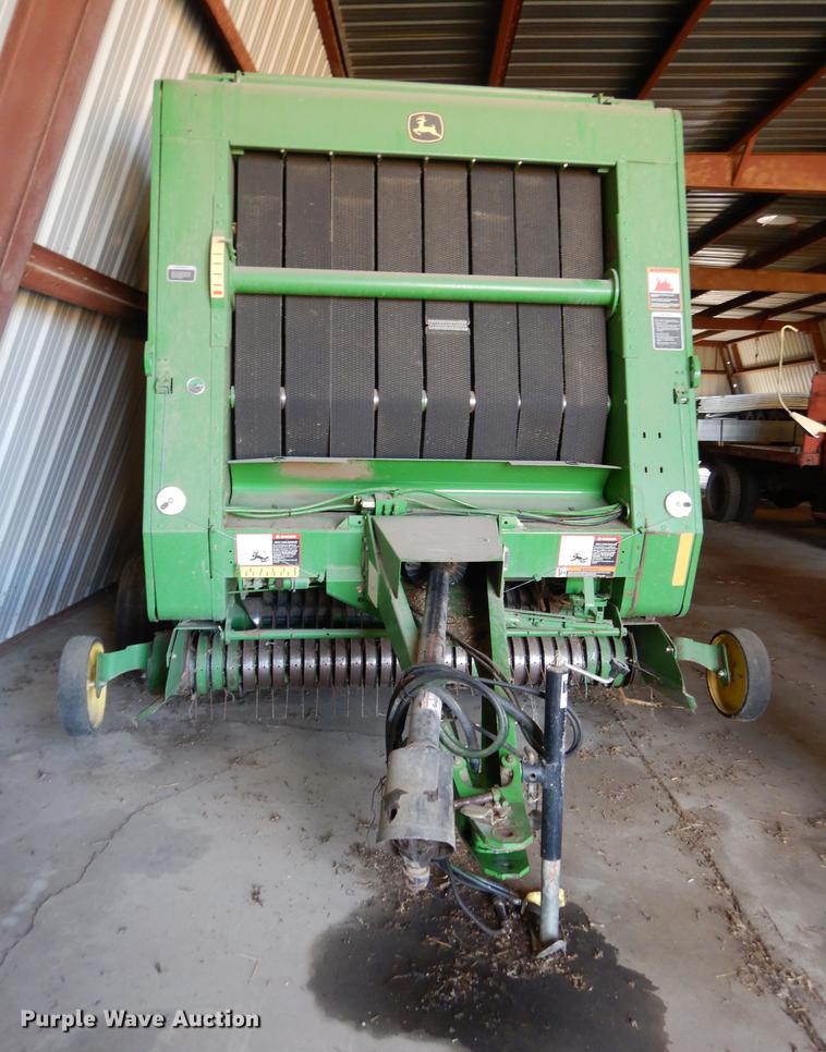 image for item DE1796 2003 John Deere 567 Mega Wide round baler