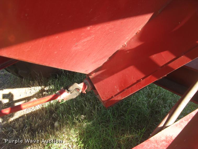 image for item DE2950 Unverferth GC625 grain cart