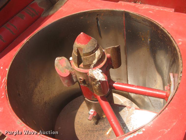 image for item DE2950 Unverferth GC625 grain cart