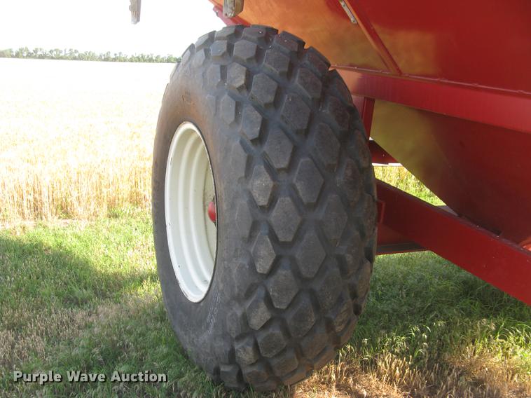 image for item DE2950 Unverferth GC625 grain cart