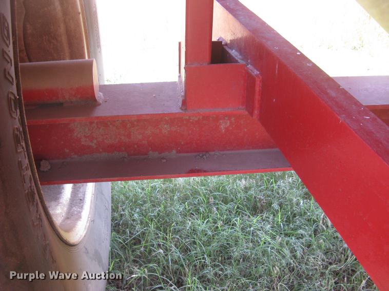 image for item DE2950 Unverferth GC625 grain cart