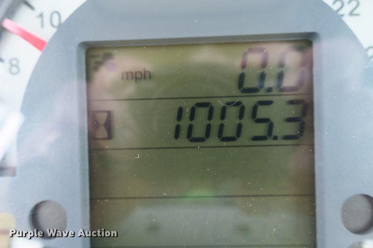 image for item DE3728 2005 Deutz Fahr Agrofarm 100 MFWD tractor