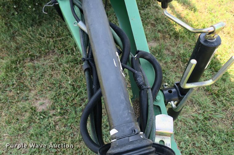 image for item DE3731 2009 John Deere 458 round baler