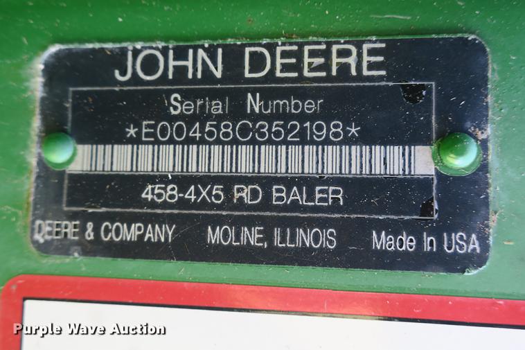 image for item DE3731 2009 John Deere 458 round baler