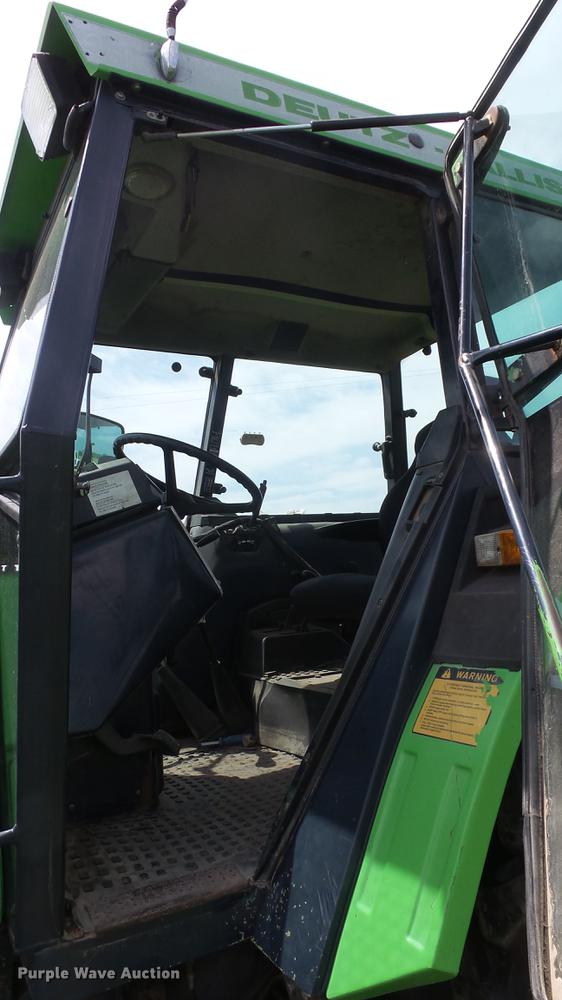 image for item DE7114 1986 Deutz Allis 7120 tractor