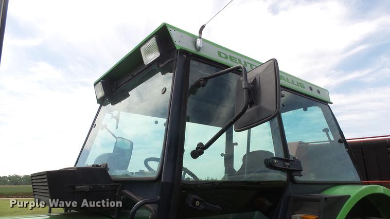 image for item DE7114 1986 Deutz Allis 7120 tractor