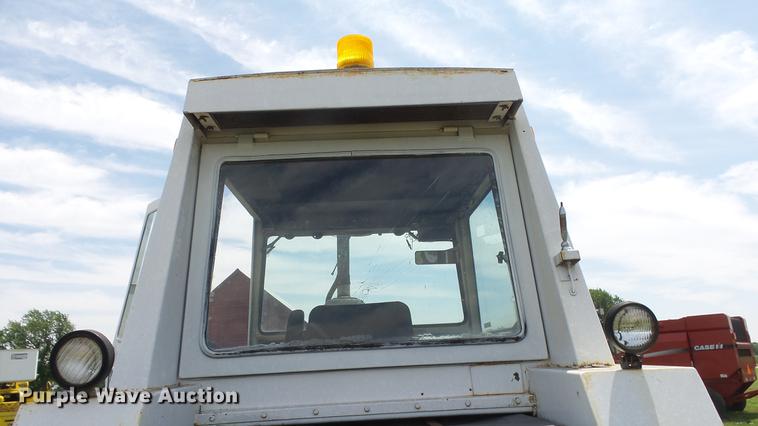 image for item DE7118 Case 1370 Agri-King tractor