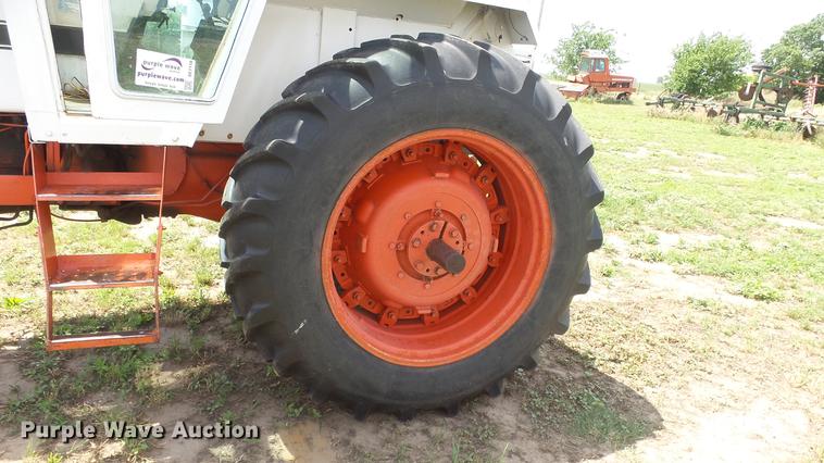 image for item DE7118 Case 1370 Agri-King tractor