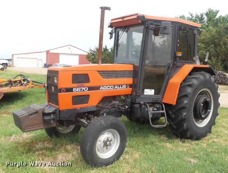 image for item DE7145 1991 AGCO Allis 6670 tractor